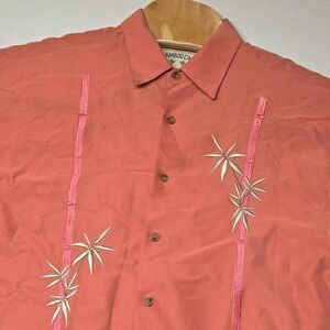 Bamboo Cay Fine Resort Wear Embroidered Coral Short Sleeve Button Up Shirt Large